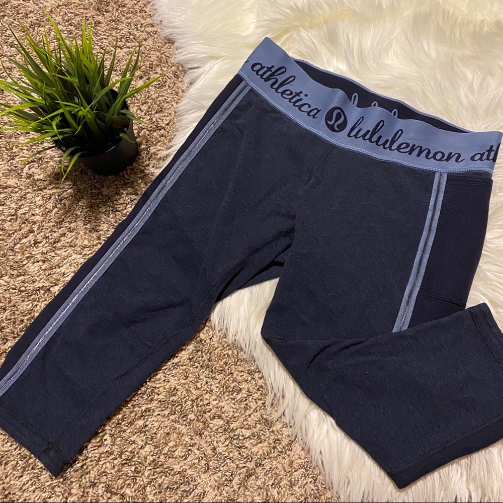 🏃🏻‍♀️ EUC! LuluLemon Athletica Cropped Leggings.